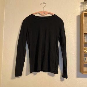 Black long sleeve shirt